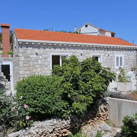 Apartment With A Parking Space Lumbarda, Korcula - 9474 *