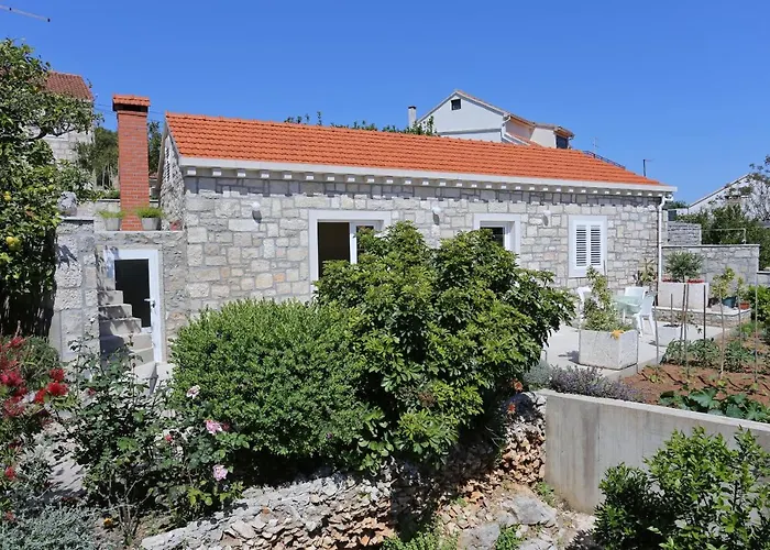 Apartamento With Parking Space Lumbarda, Korcula - 9474 *